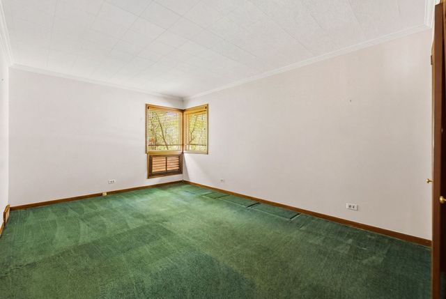 8623 W Algoma Road, Palos Park, IL 60464