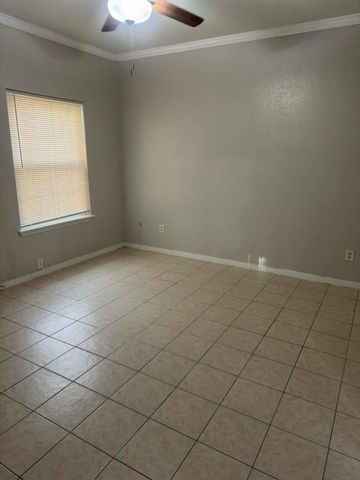 9809 Richmond Avenue G12, Houston, TX 77042