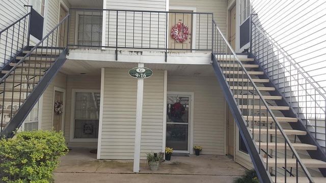 9809 Richmond Avenue G12, Houston, TX 77042