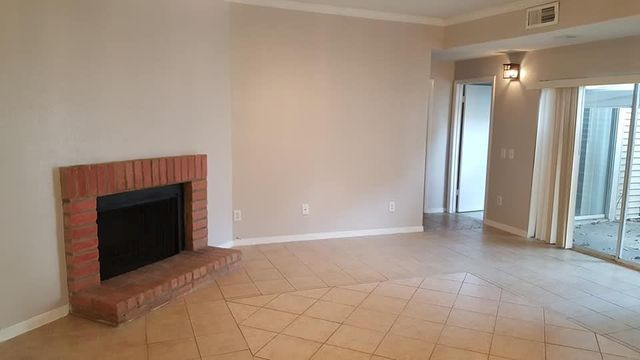 9809 Richmond Avenue G12, Houston, TX 77042