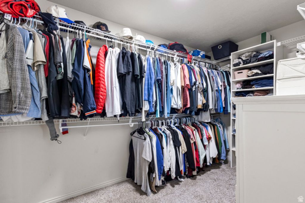 Image 12 of property listing at 3742 W CRANBERRY LOOP CV, Lehi, UT 84043