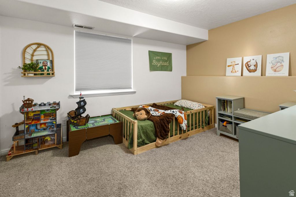 Image 24 of property listing at 3742 W CRANBERRY LOOP CV, Lehi, UT 84043