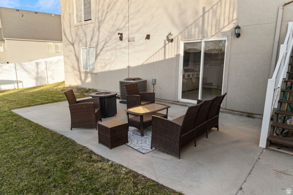 Image 32 of property listing at 3742 W CRANBERRY LOOP CV, Lehi, UT 84043