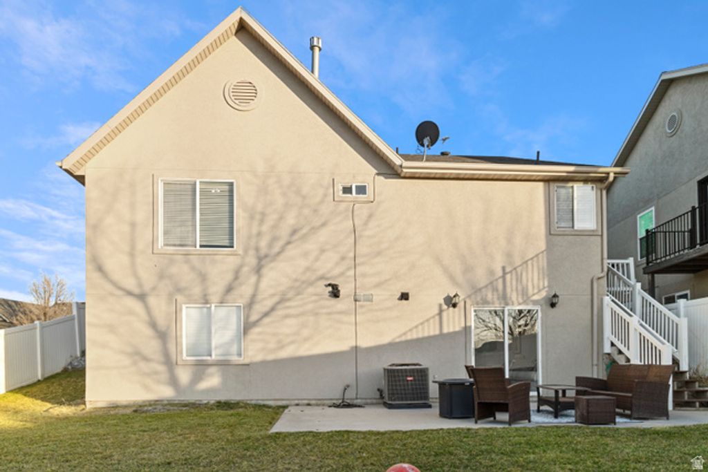 Image 34 of property listing at 3742 W CRANBERRY LOOP CV, Lehi, UT 84043