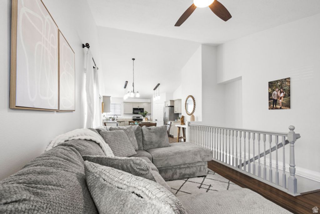 Image 5 of property listing at 3742 W CRANBERRY LOOP CV, Lehi, UT 84043