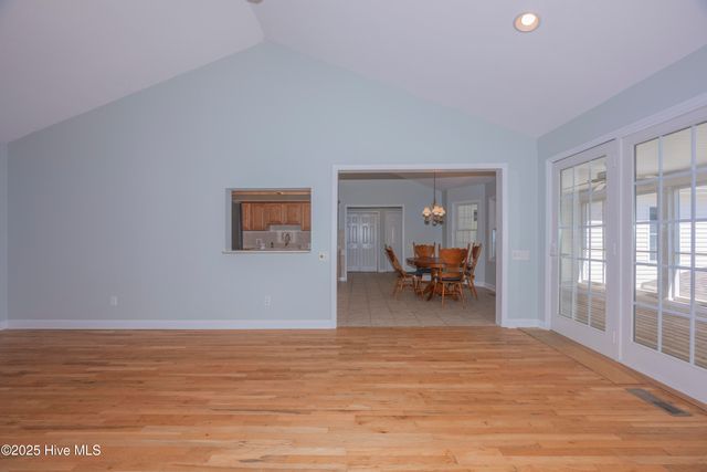 237 Riverbend Road, Jacksonville, NC 28540