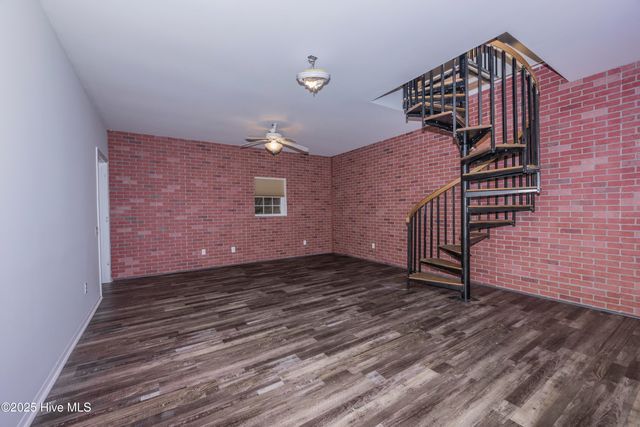 237 Riverbend Road, Jacksonville, NC 28540