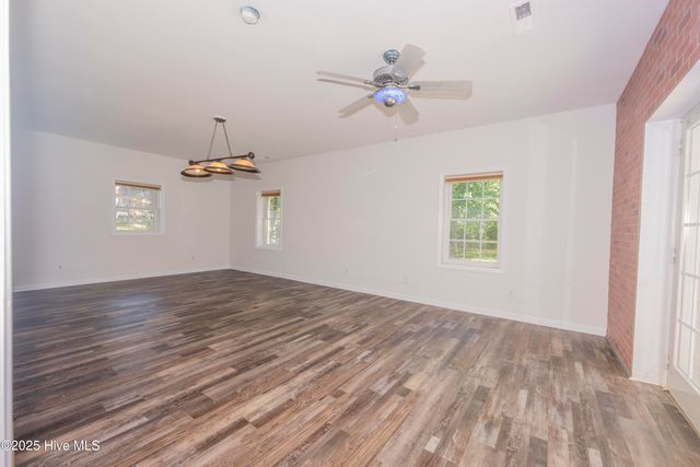 237 Riverbend Road, Jacksonville, NC 28540