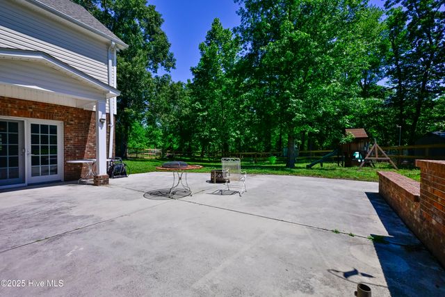 237 Riverbend Road, Jacksonville, NC 28540
