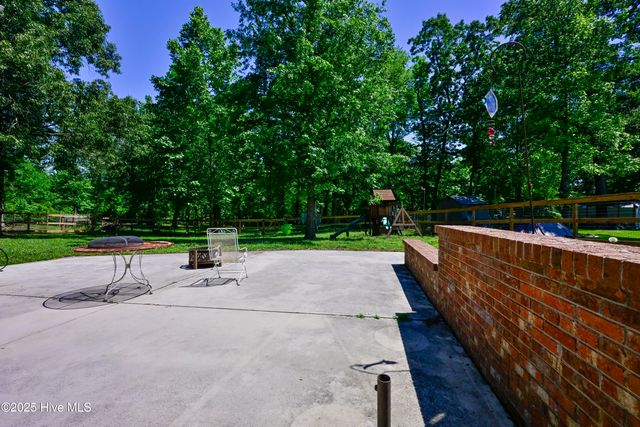 237 Riverbend Road, Jacksonville, NC 28540
