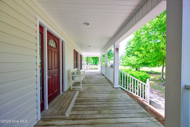 237 Riverbend Road, Jacksonville, NC 28540