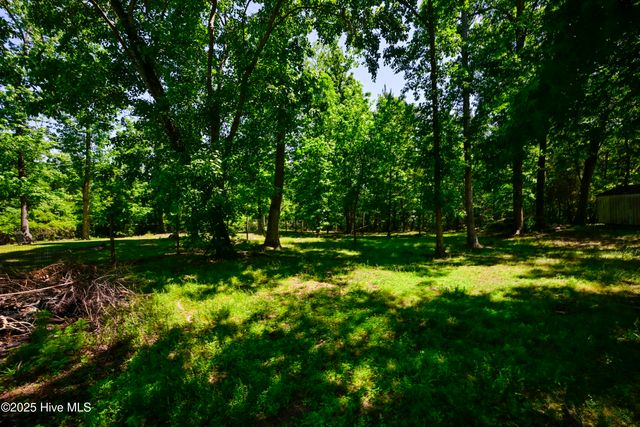 237 Riverbend Road, Jacksonville, NC 28540
