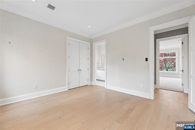351 Lewelen Circle, Englewood, NJ 07631