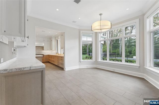 351 Lewelen Circle, Englewood, NJ 07631