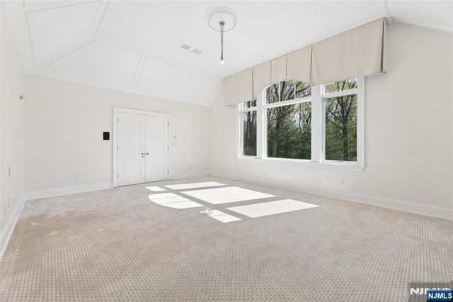 351 Lewelen Circle, Englewood, NJ 07631
