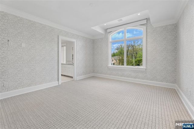 351 Lewelen Circle, Englewood, NJ 07631