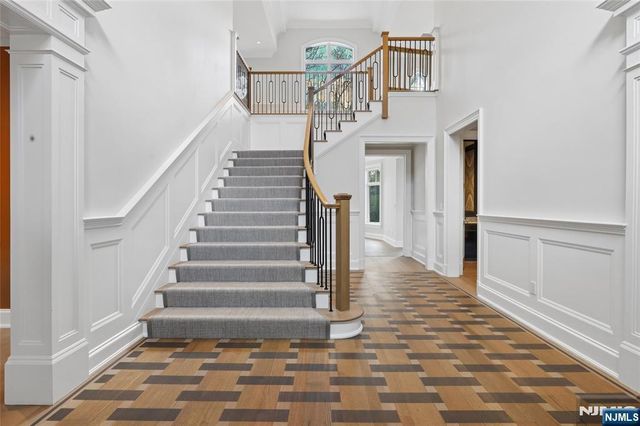 351 Lewelen Circle, Englewood, NJ 07631