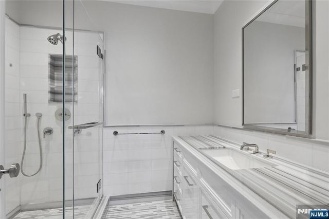 351 Lewelen Circle, Englewood, NJ 07631