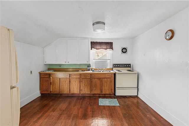 20 Spring Street W, West Warwick, RI 02893