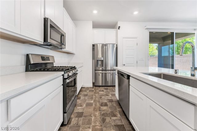 4420 Contour Bend Avenue, North Las Vegas, NV 89084