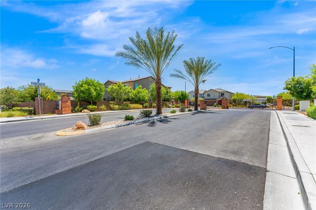 4420 Contour Bend Avenue, North Las Vegas, NV 89084