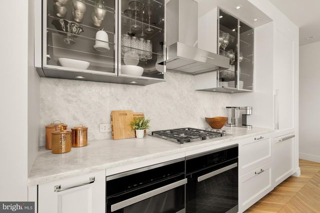 300 International Dr Unit 2308, Baltimore, MD 21202