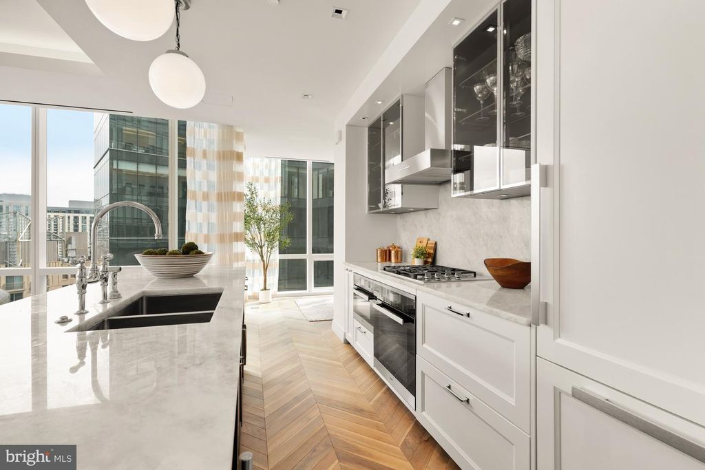 300 International Dr Unit 2308, Baltimore, MD 21202