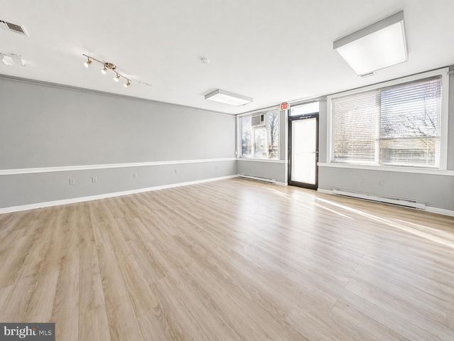 29 MADISON AVE, Lansdowne, PA 19050