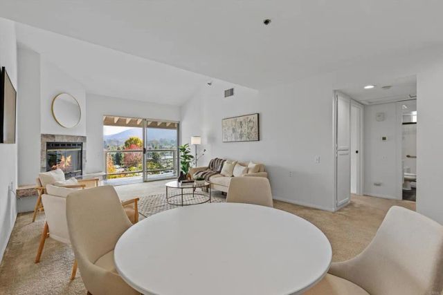 1560 Circa Del Lago D304, San Marcos, CA 92078