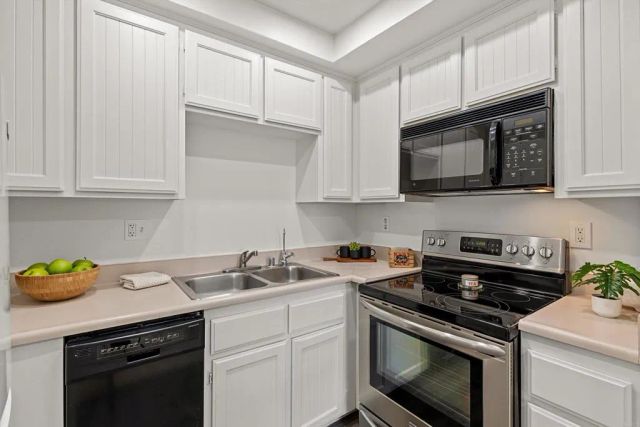 1560 Circa Del Lago D304, San Marcos, CA 92078