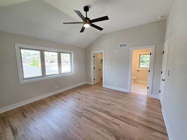 6529 28th Place, Berwyn, IL 60402