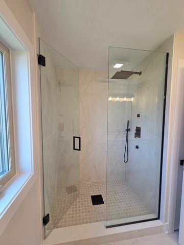 6529 28th Place, Berwyn, IL 60402