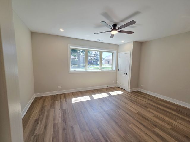 6529 28th Place, Berwyn, IL 60402