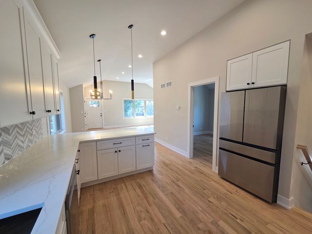 6529 28th Place, Berwyn, IL 60402