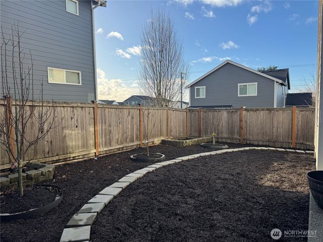 8312 8th Place SE, Lake Stevens, WA 98258