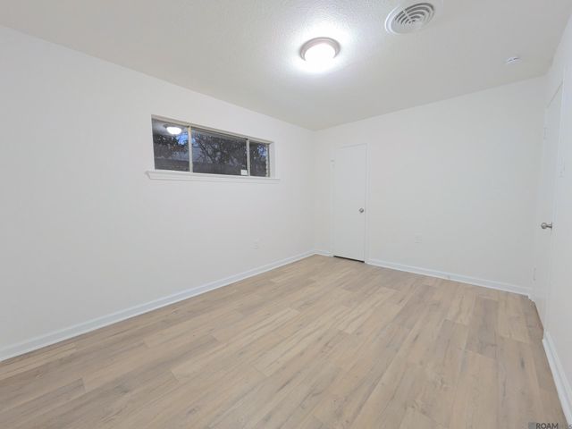 347 Nassau Dr, Baton Rouge, LA 70815