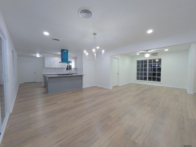 347 Nassau Dr, Baton Rouge, LA 70815