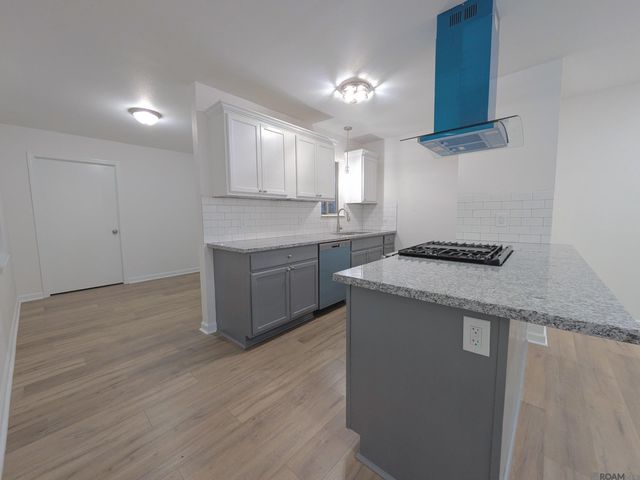 347 Nassau Dr, Baton Rouge, LA 70815