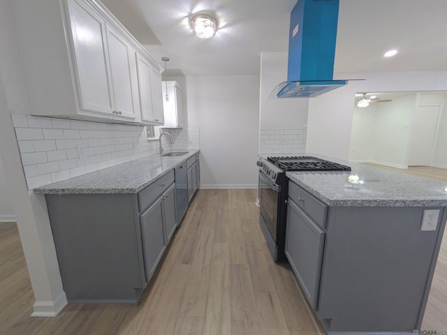 347 Nassau Dr, Baton Rouge, LA 70815