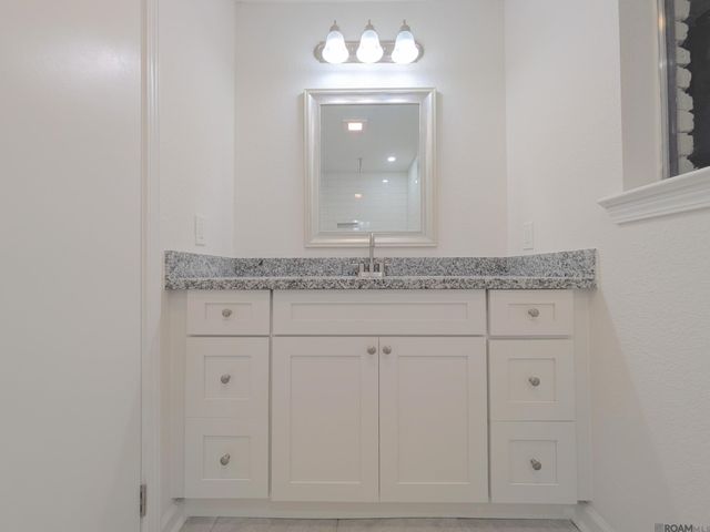 347 Nassau Dr, Baton Rouge, LA 70815