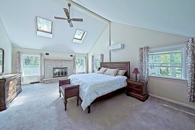 600 Forest St, Bridgewater, MA 02324
