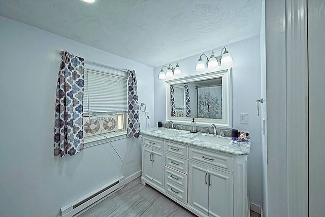 600 Forest St, Bridgewater, MA 02324