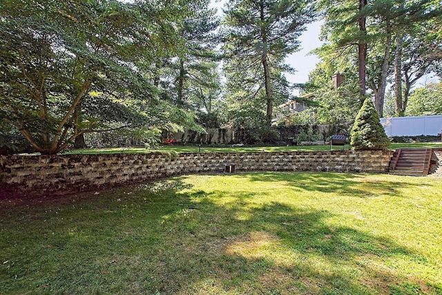 600 Forest St, Bridgewater, MA 02324