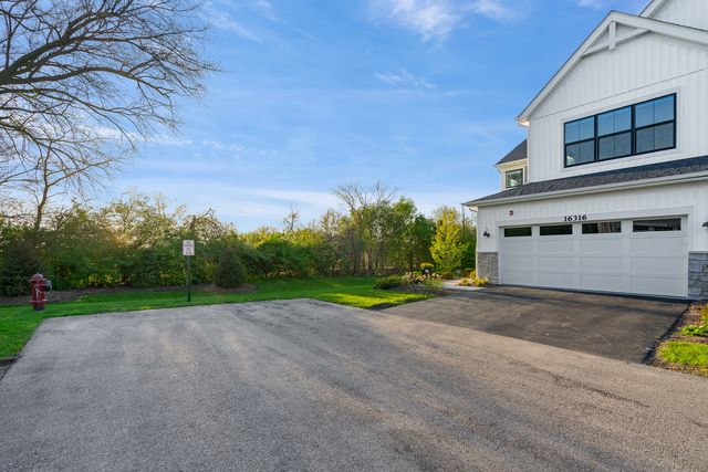 16316 S Wheatgrass Street, Lockport, IL 60441