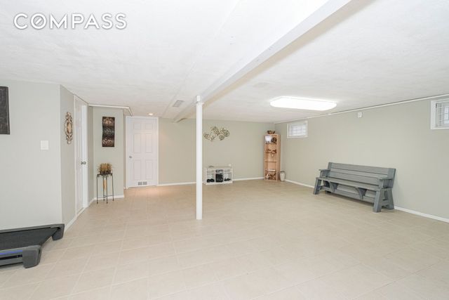 503 Falcon Avenue, New York City, NY 10306