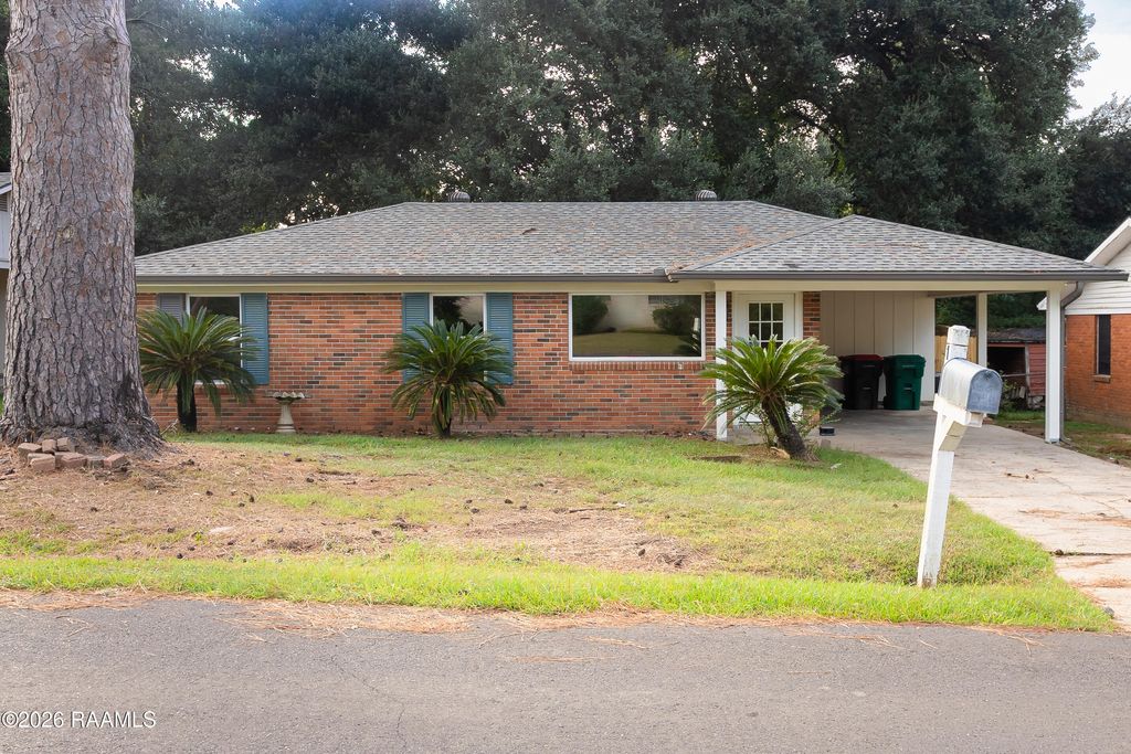 122 Alabama Road, Lafayette, LA 70501