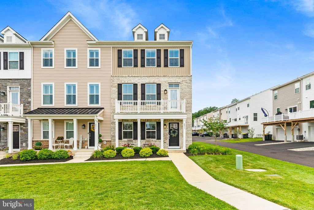 4811 LINCOLN ALY, Pipersville, PA 18947
