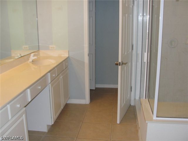 1295 Henley ST 1204, Naples, FL 34105