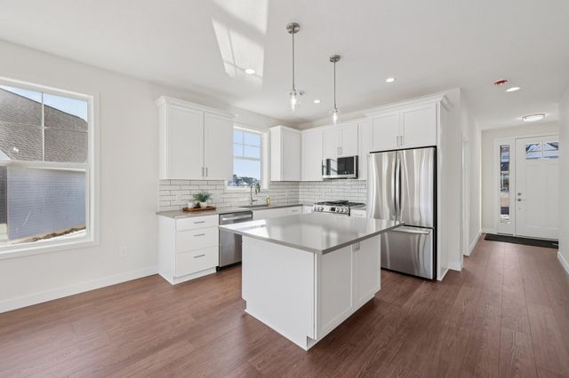 2620 Buffalo Ridge Drive, Buffalo, MN 55313