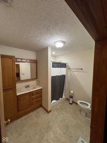 17 Roselawn Avenue, Brownsburg, IN 46112